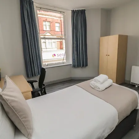 The Newborough 2 Апартаменты